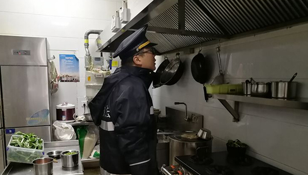 南京油煙凈化器質(zhì)量好壞怎么分辨?